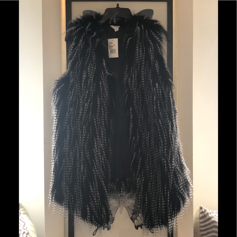 ⭐️NWT⭐️ Harlow Zee Faux Fur Vest Wmns Size M